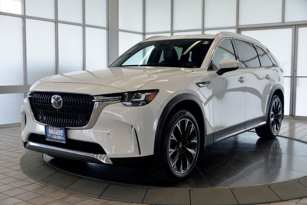 Certified 2024 MAZDA CX-90 Plug-In Hybrid w/ Premium Plus AWD/4WD image 4