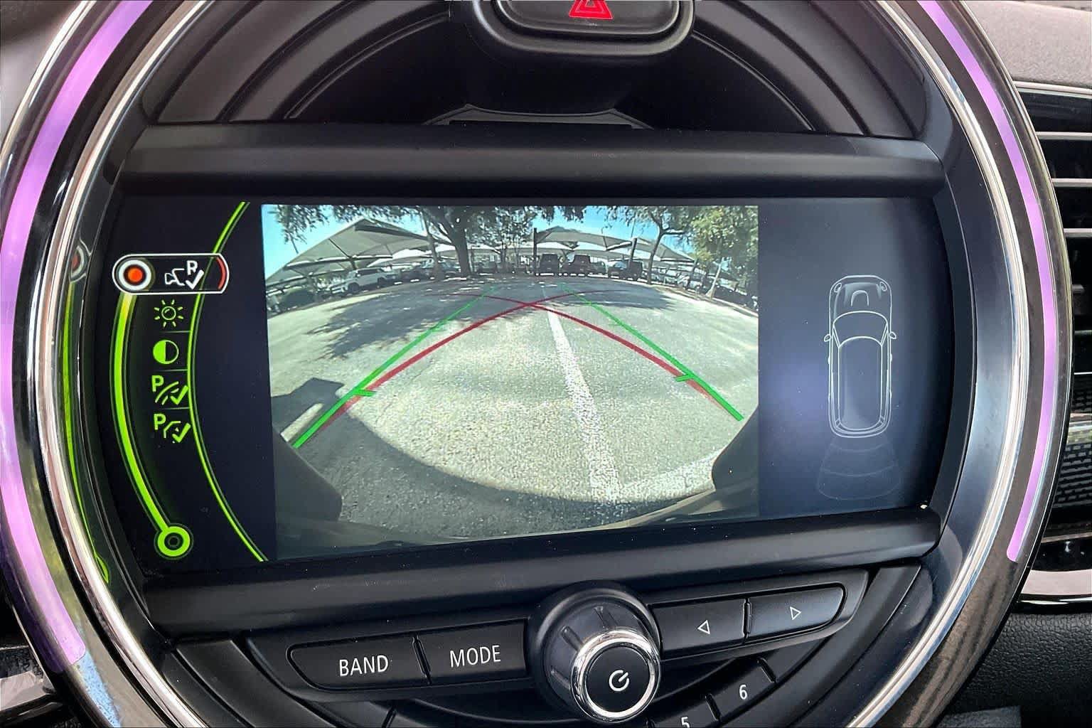 Used 2017 MINI Cooper Clubman FWD image 29