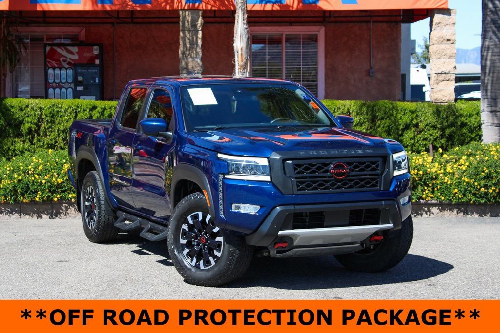 Used 2022 Nissan Frontier PRO-4X w/ Technology Package image 2