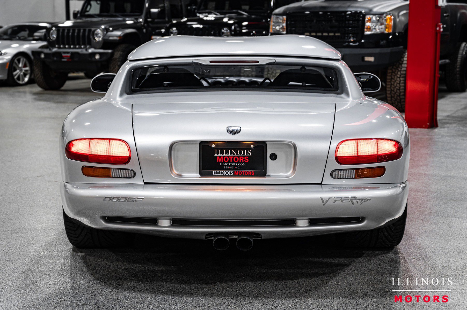 Used 1999 Dodge Viper RT/10 image 4