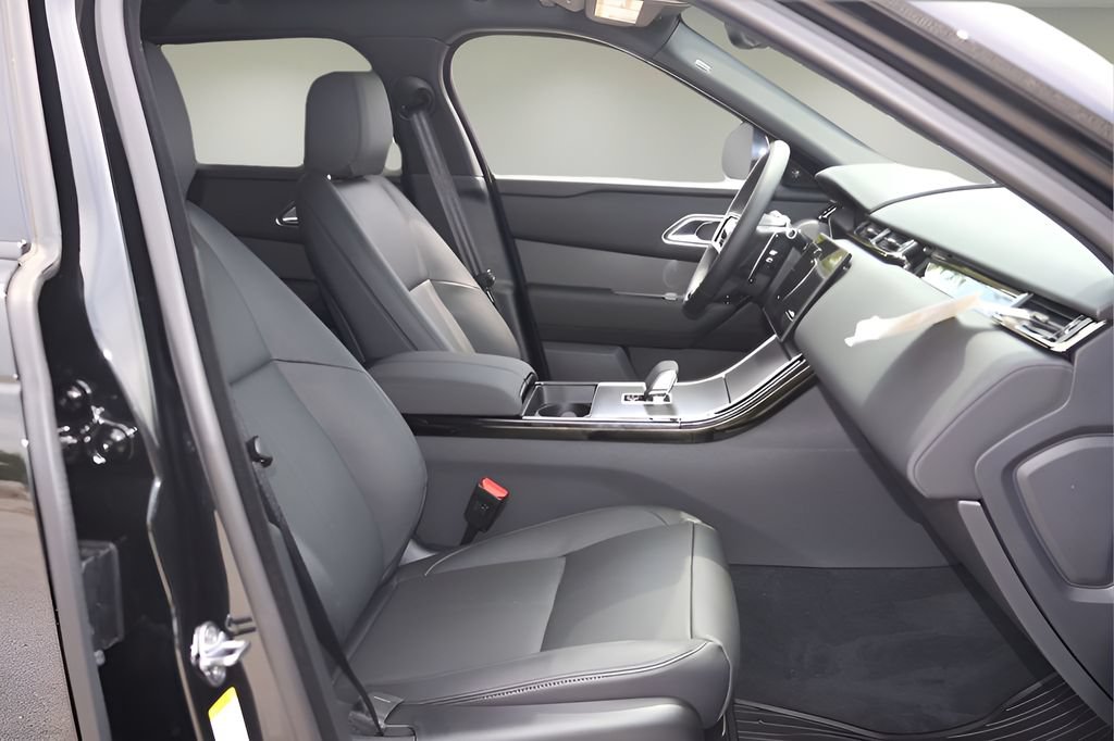 New 2026 Land Rover Range Rover Velar S AWD/4WD image 17