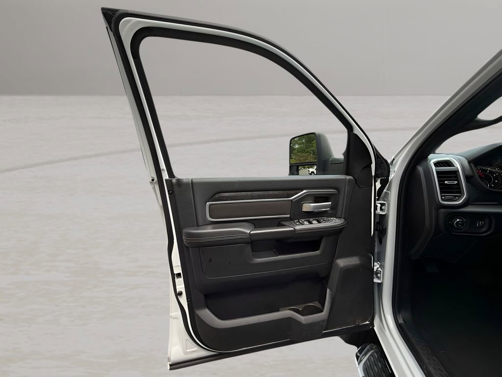 Certified 2024 RAM 3500 Big Horn image 26