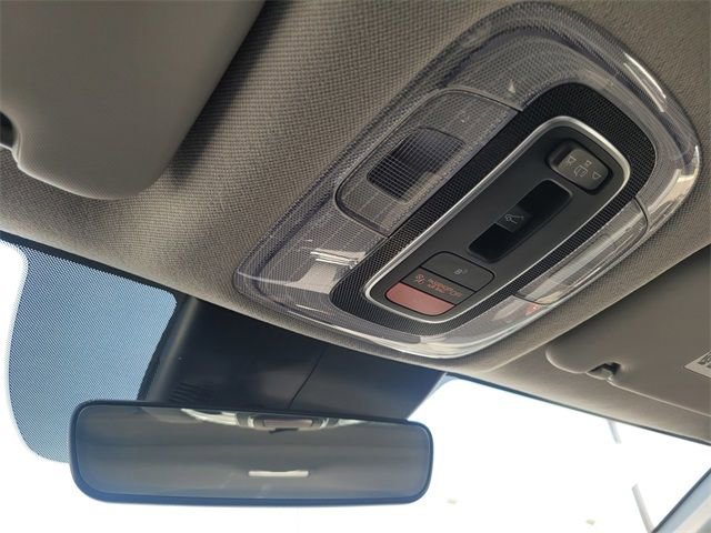 New 2025 Hyundai Elantra Limited image 26