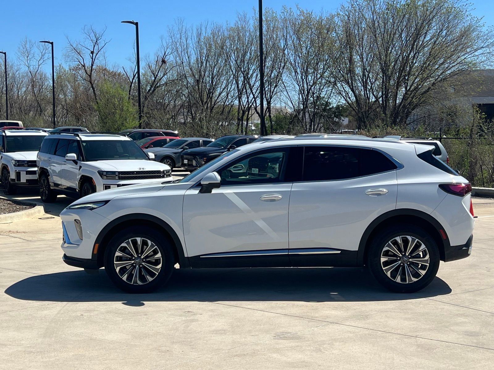 Used 2025 Buick Envision Preferred image 6