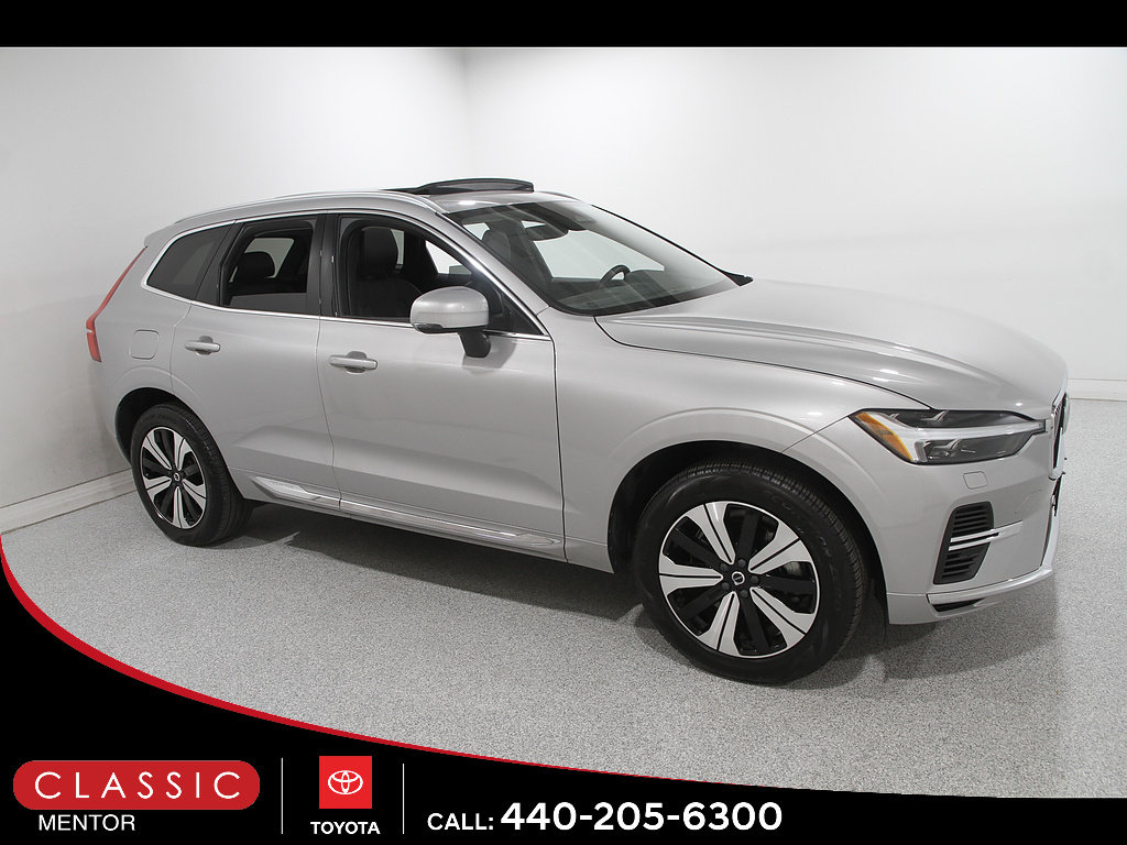 Used 2023 Volvo XC60 T8 Core w/ Climate Package AWD/4WD image 1