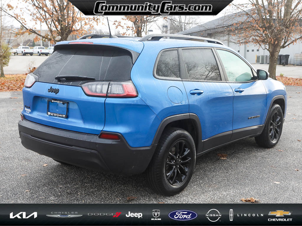 Used 2023 Jeep Cherokee Altitude Lux image 7