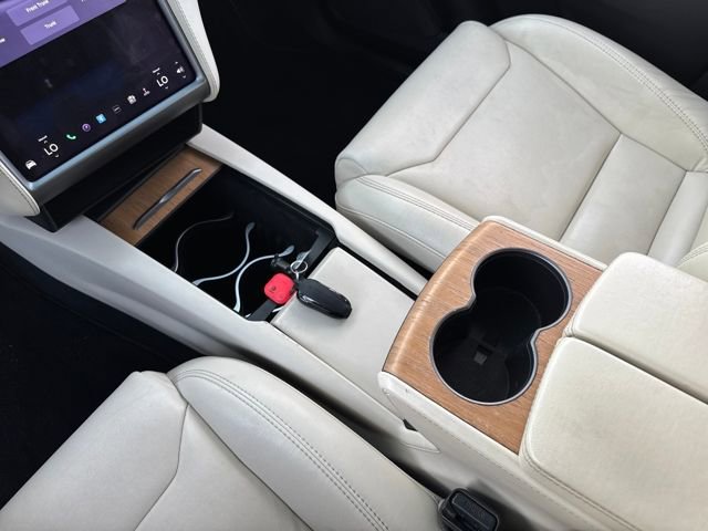Used 2019 Tesla Model X Long Range image 19
