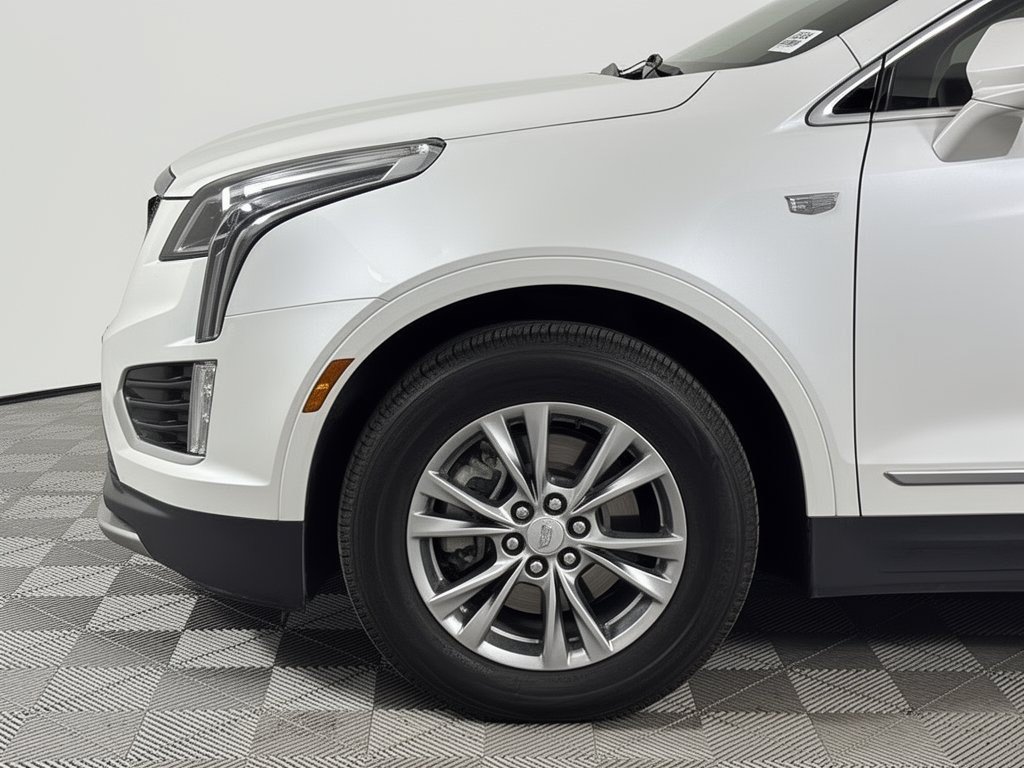 Used 2023 Cadillac XT5 Premium Luxury AWD/4WD image 13