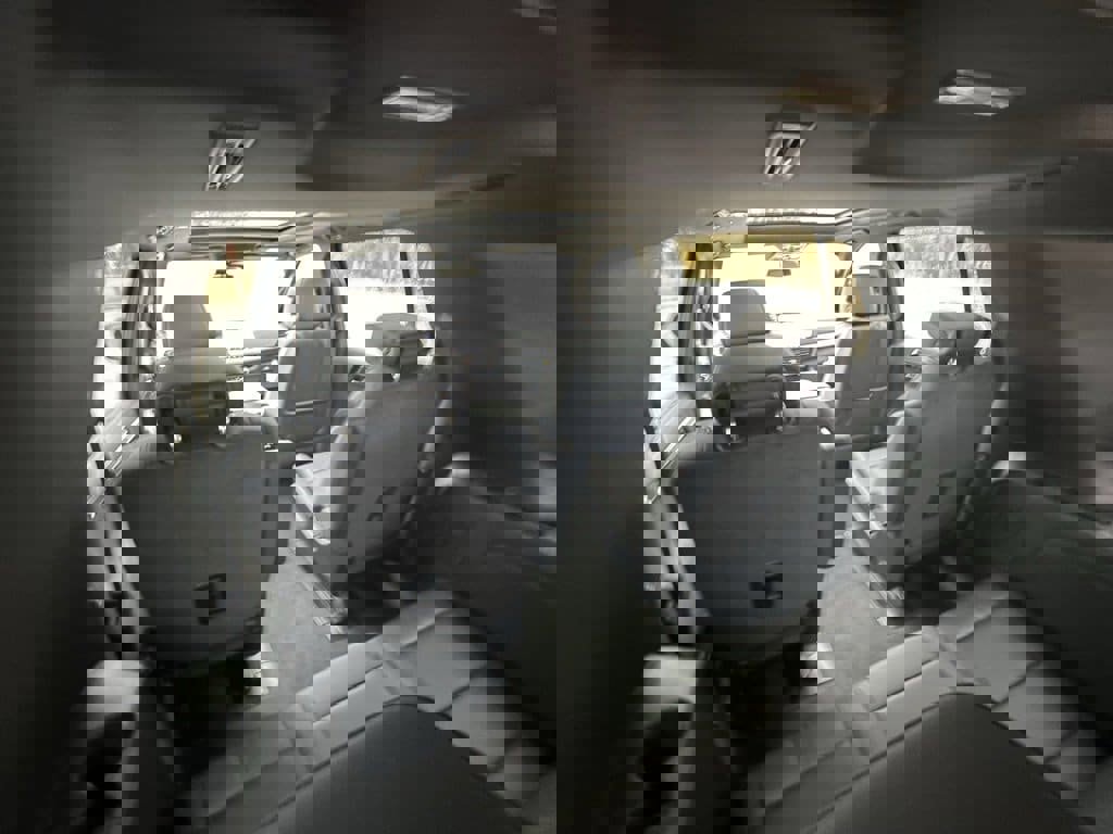 New 2026 Chevrolet Suburban RST w/ RST Capability Package image 18