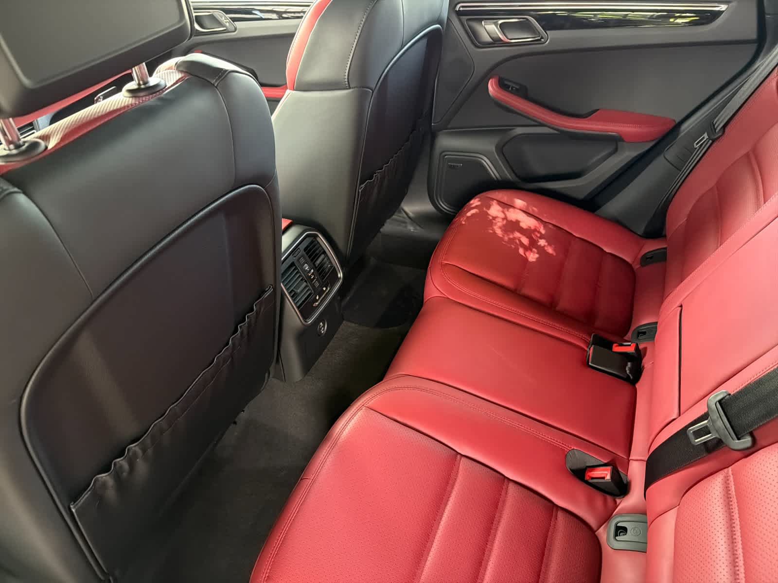 New 2026 Porsche Macan S AWD/4WD image 13