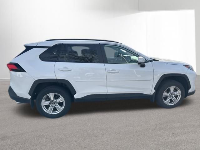 Certified 2021 Toyota RAV4 XLE w/ Convenience Package AWD/4WD image 19