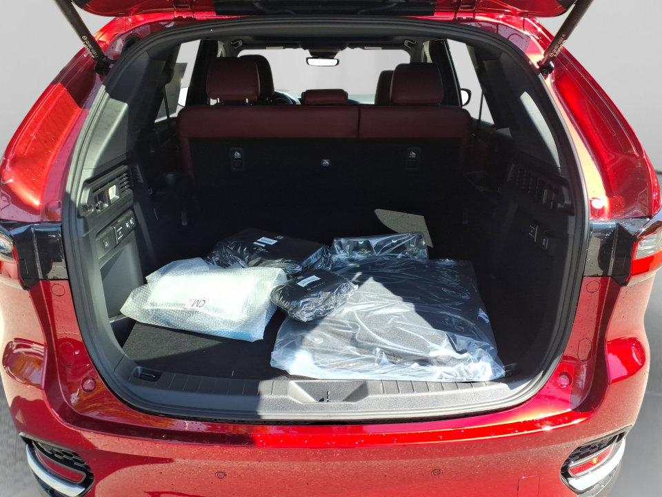 New 2025 MAZDA CX-70 Plug-In Hybrid w/ Premium Plus image 6