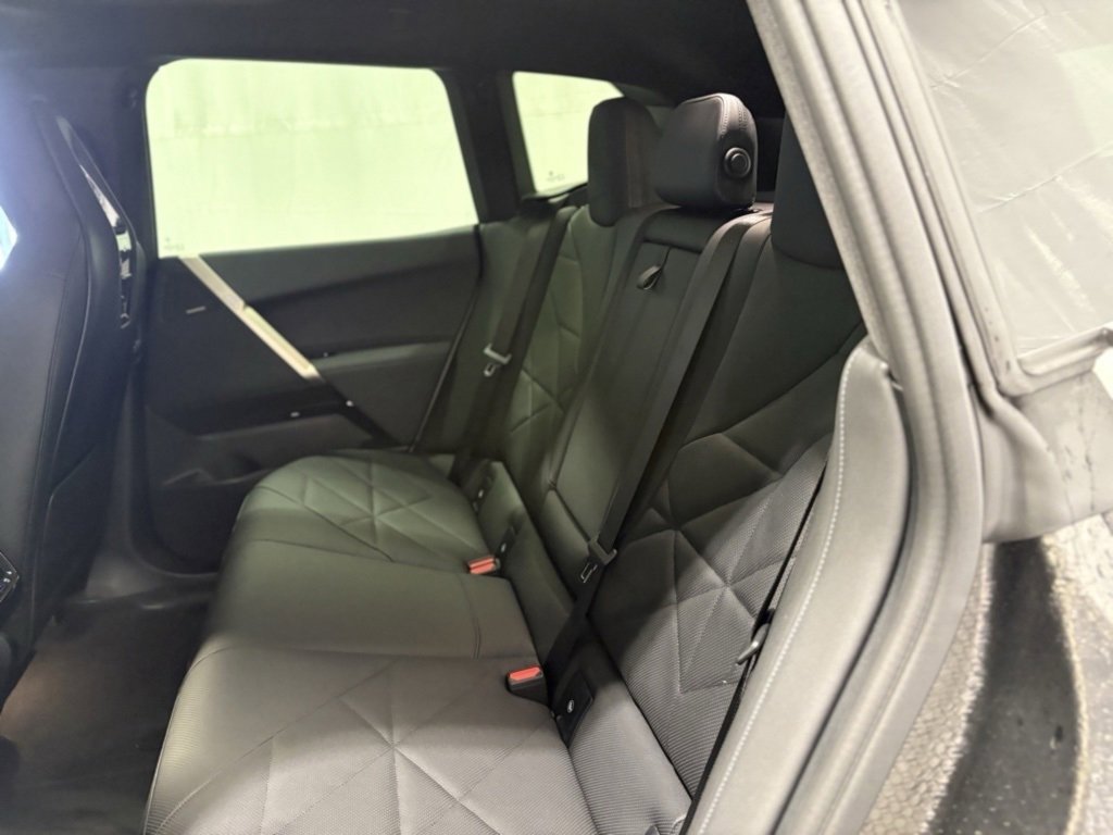 Used 2025 BMW iX xDrive50 w/ Sport Package image 18