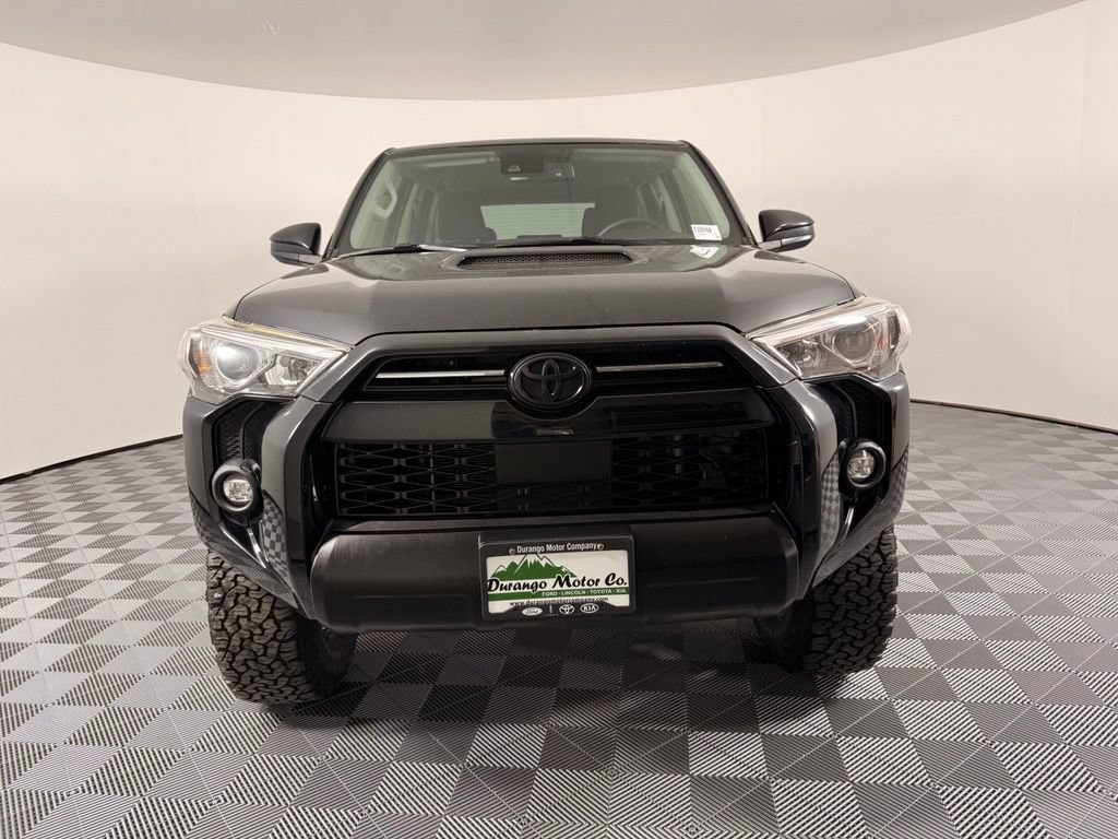 Used 2021 Toyota 4Runner TRD Off-Road AWD/4WD image 3