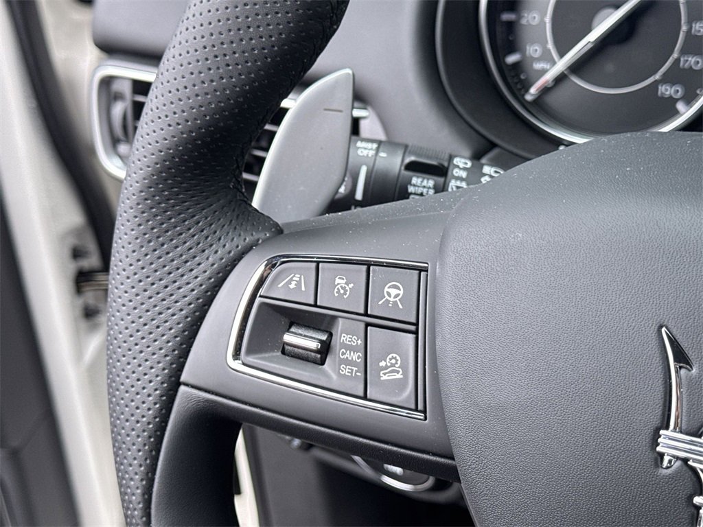 New 2024 Maserati Levante GT Ultima image 15