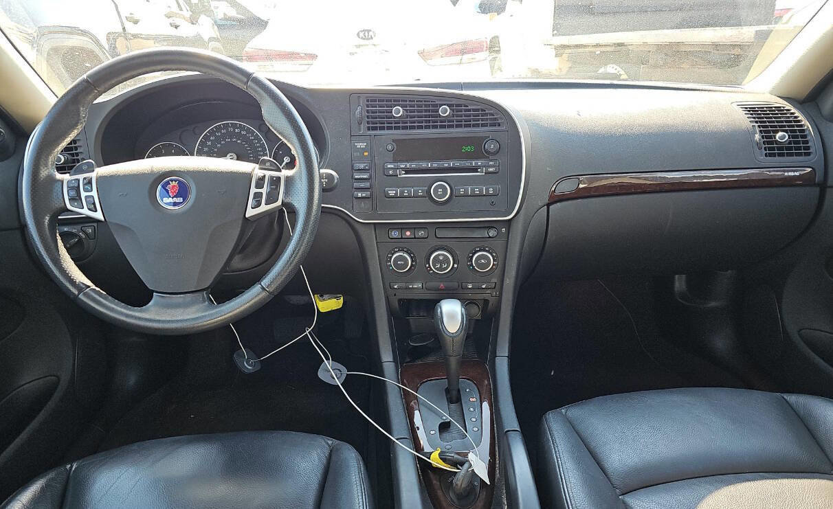 Used 2011 Saab 9-3 Aero image 10