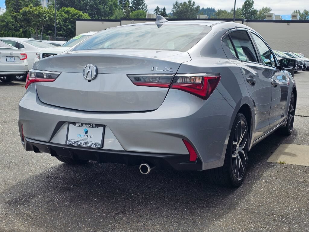 Used 2020 Acura ILX w/ Premium Package FWD image 5