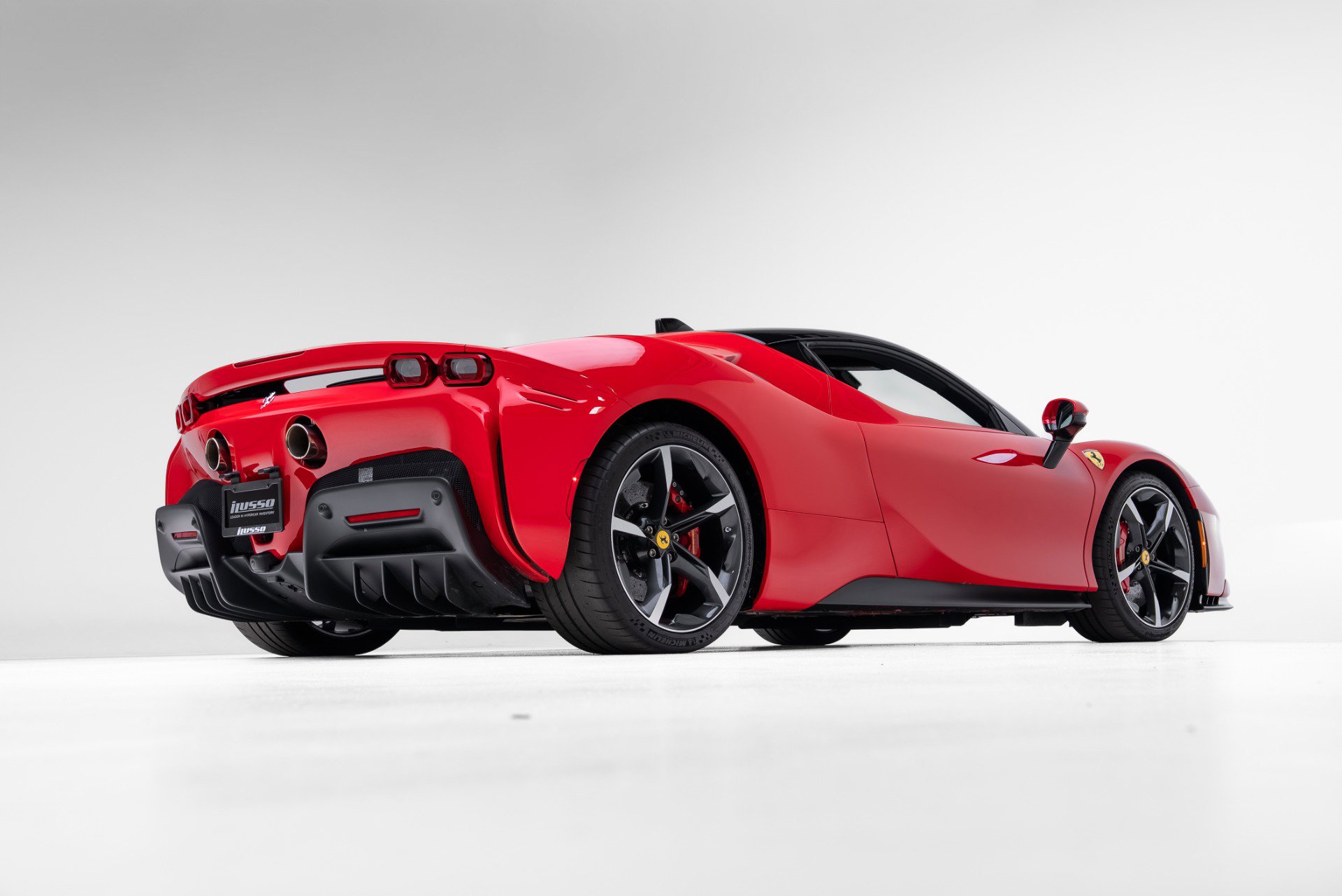 Used 2023 Ferrari SF90 Stradale AWD/4WD image 4