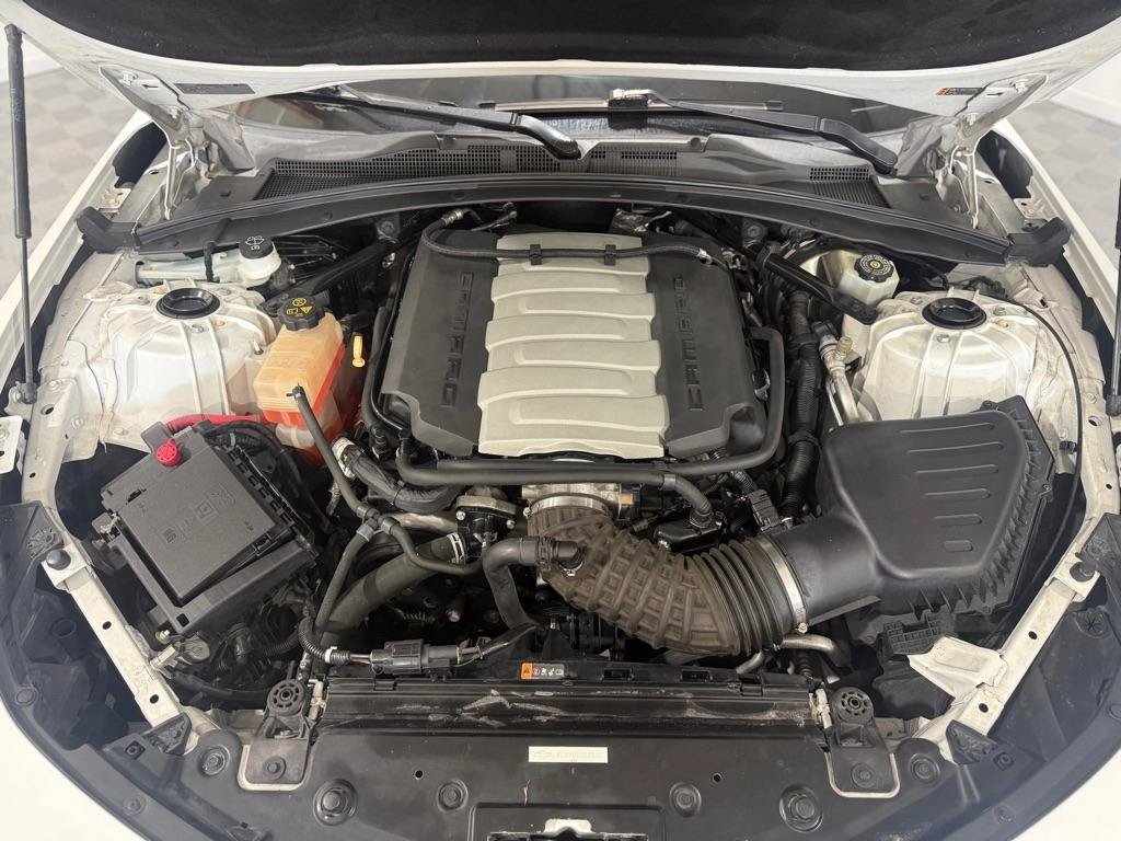 Used 2017 Chevrolet Camaro SS RWD image 10