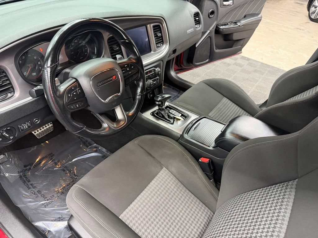 Used 2022 Dodge Charger R/T w/ Blacktop Package RWD image 32