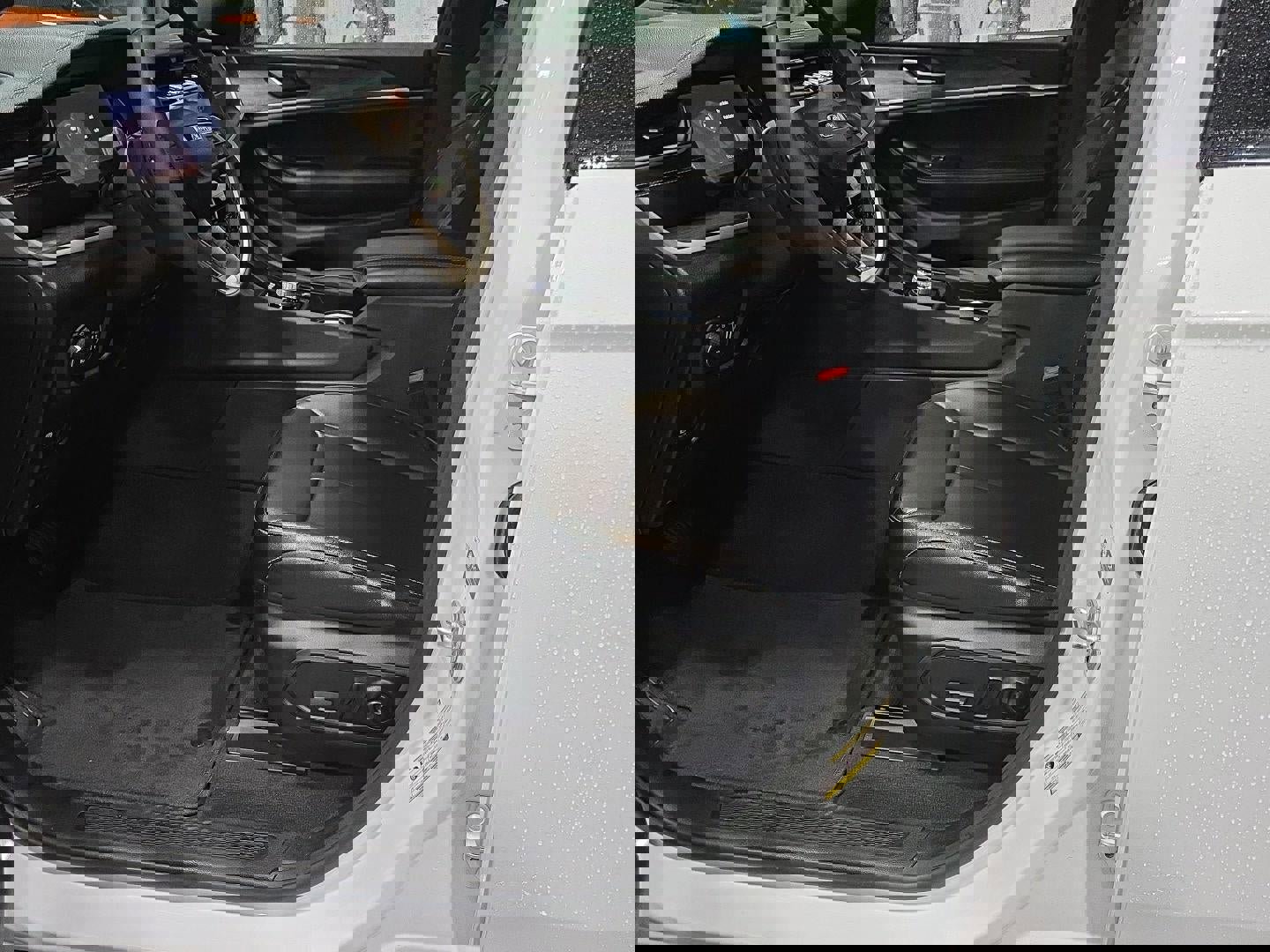 Used 2024 Jeep Grand Cherokee Limited image 9