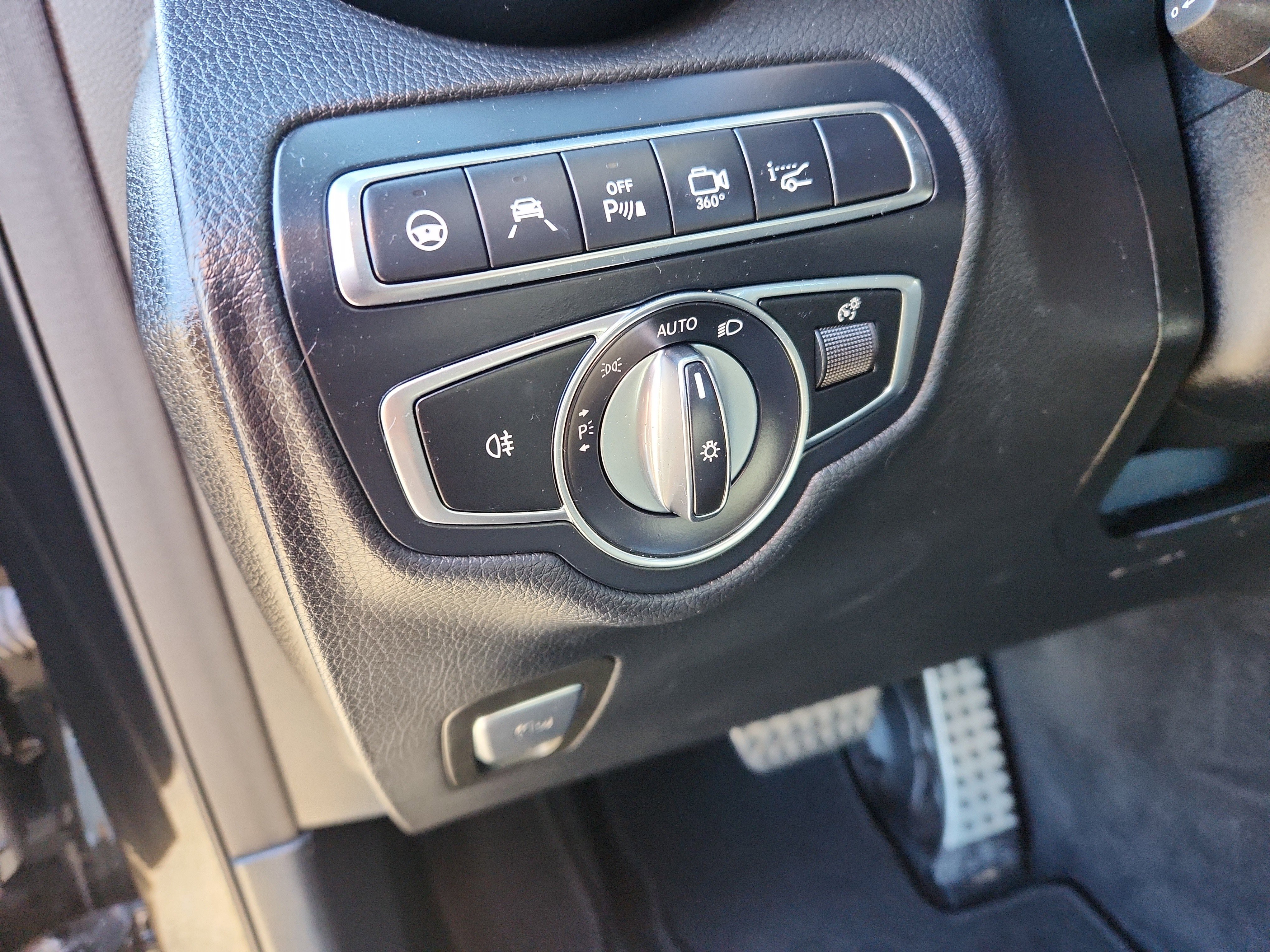 Used 2019 Mercedes-Benz GLC 300 image 27