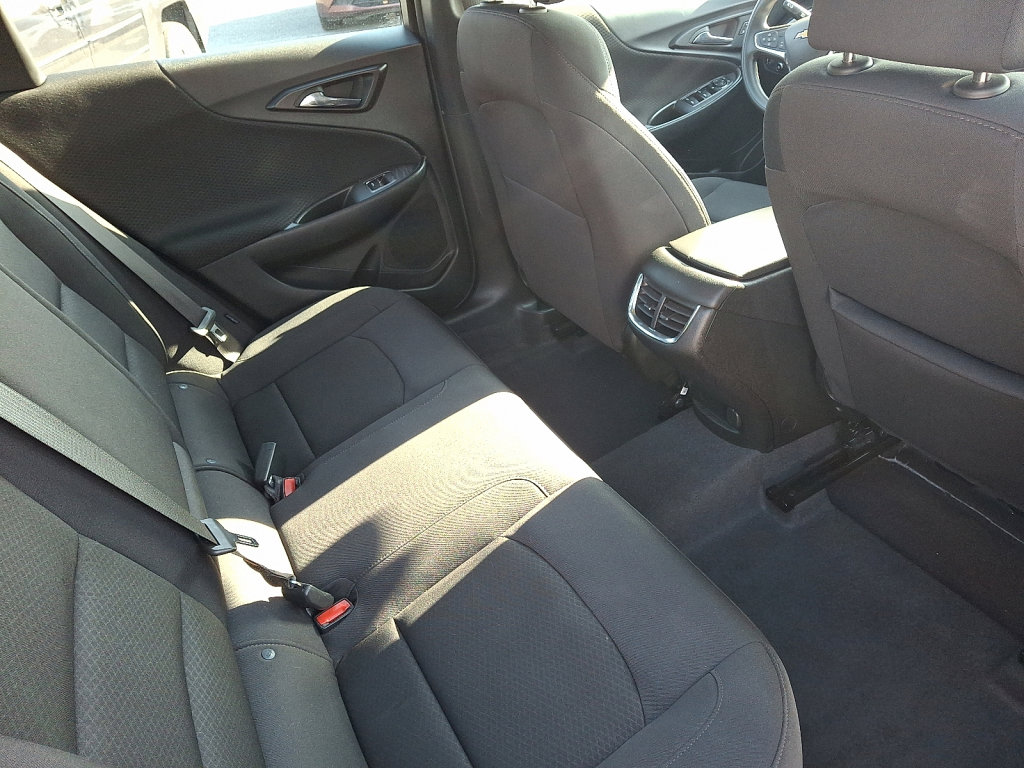 Used 2024 Chevrolet Malibu LT image 14