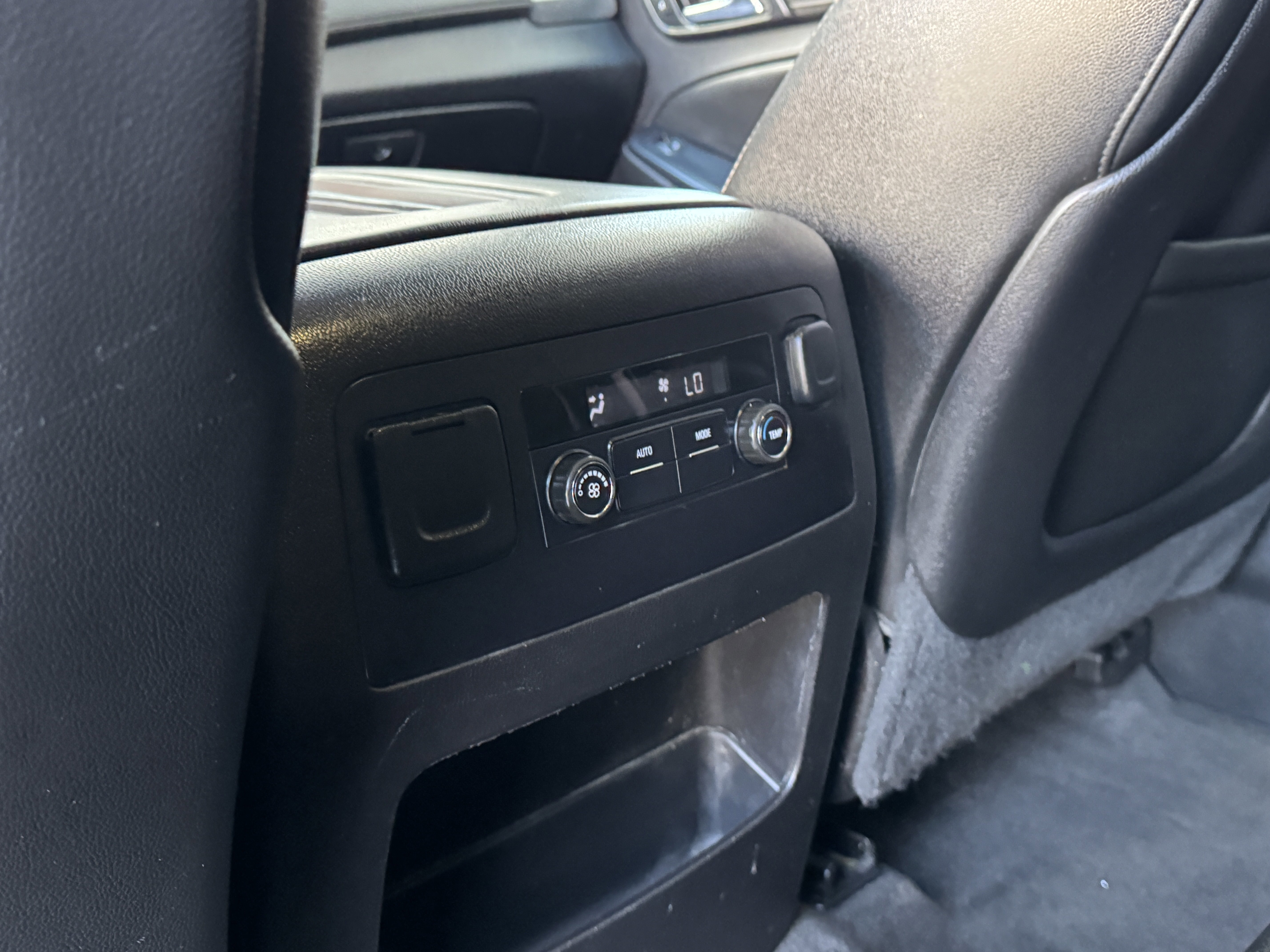 Used 2015 Chevrolet Tahoe LT w/ Max Trailering Package AWD/4WD image 29