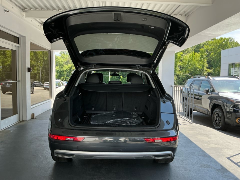 Used 2018 Audi Q5 2.0T Premium AWD/4WD image 19