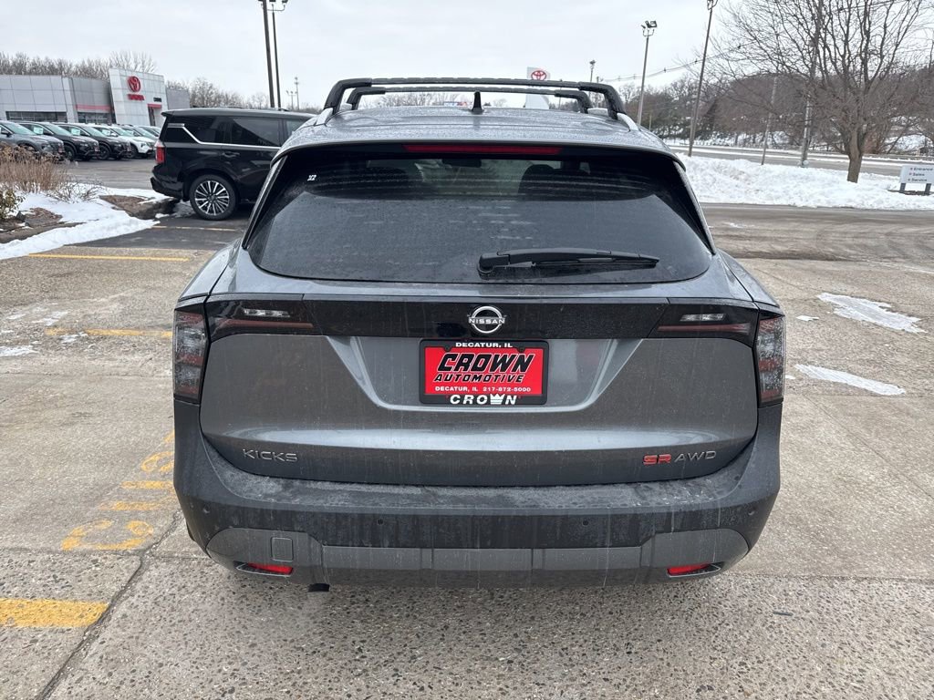 New 2026 Nissan Kicks SR w/ Cold Weather Package image 5
