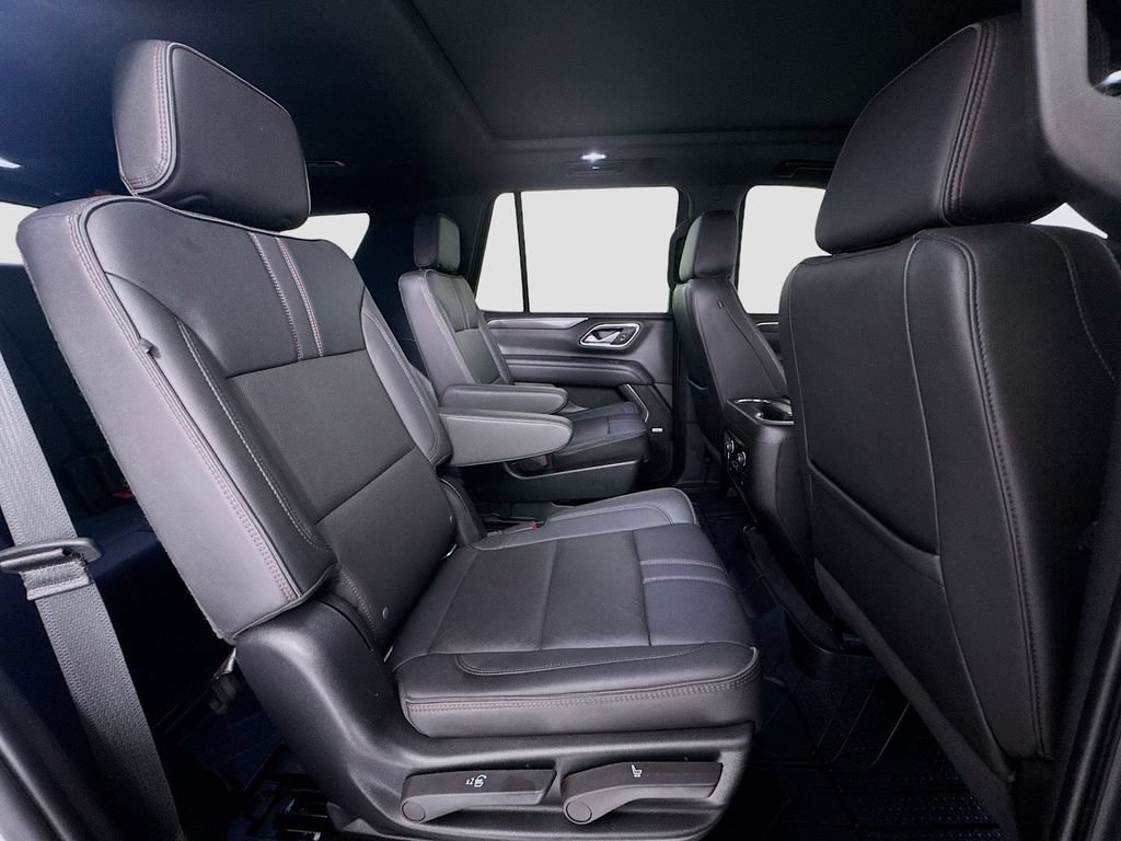 Used 2022 Chevrolet Tahoe RST w/ Sport Performance Package AWD/4WD image 28