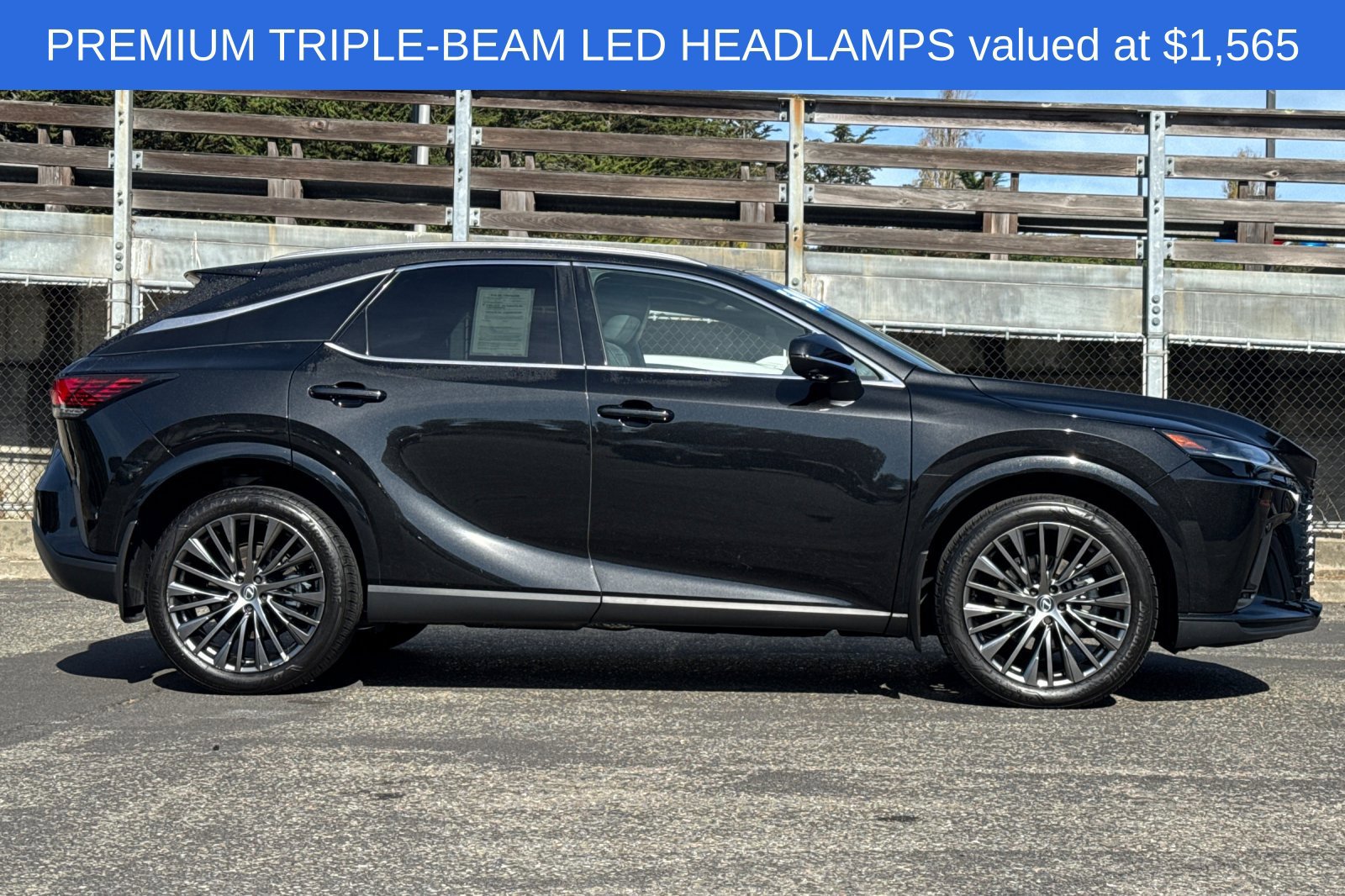 Used 2024 Lexus RX 350 w/ Convenience Package AWD/4WD image 3