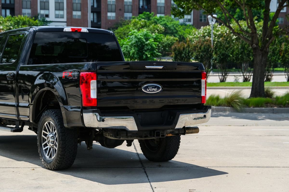 Used 2019 Ford F250 Lariat w/ Lariat Value Package AWD/4WD image 24
