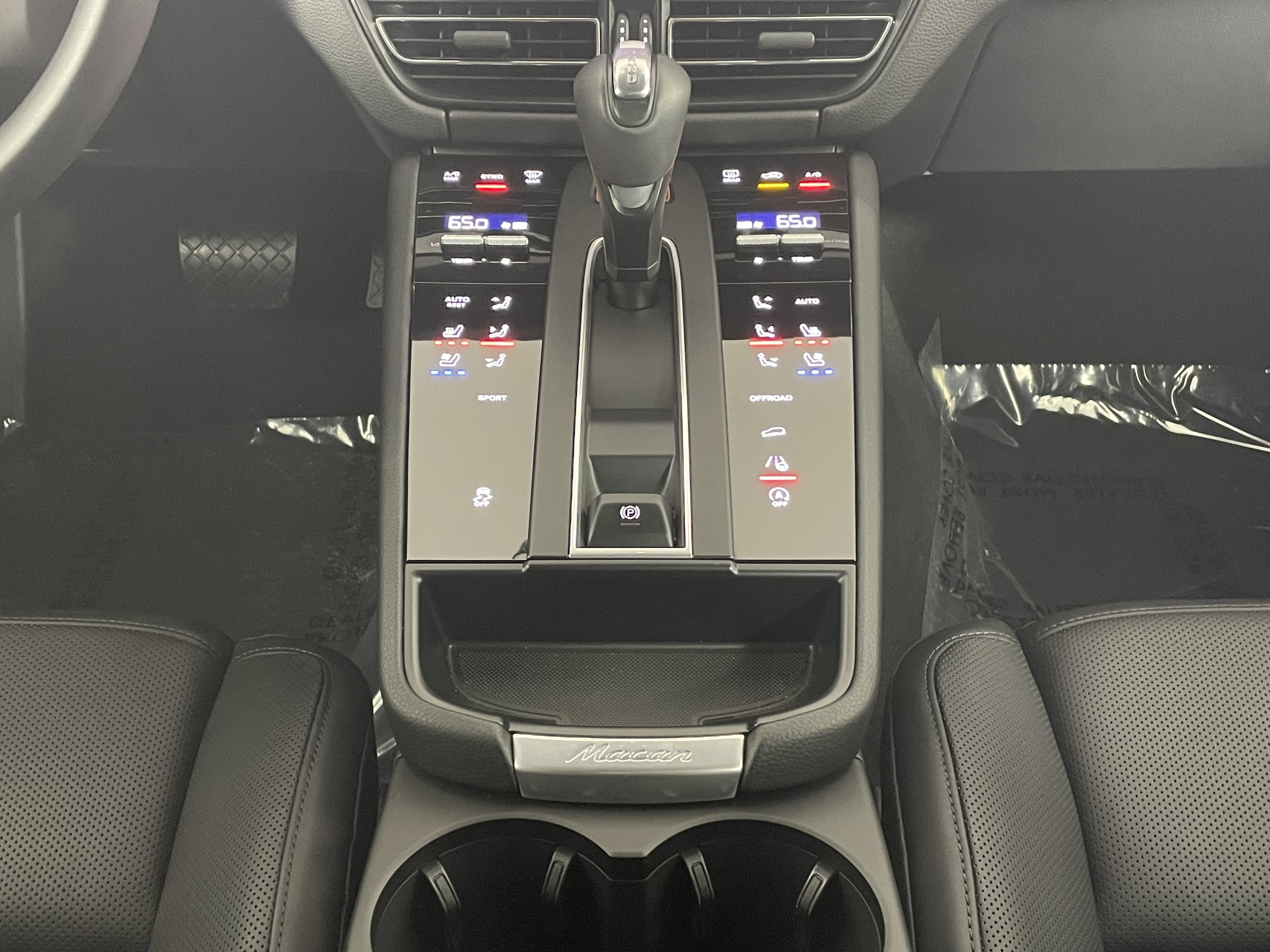 Used 2025 Porsche Macan image 20