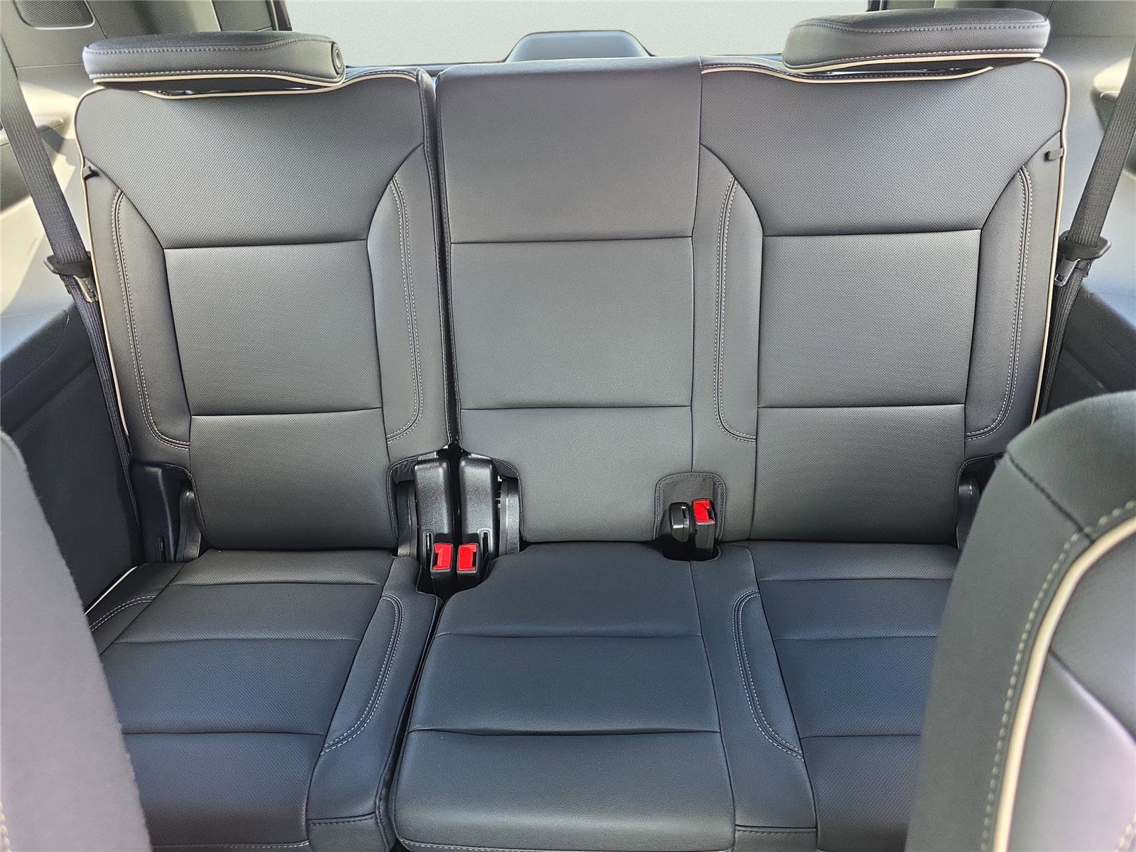 Used 2026 Chevrolet Tahoe Premier w/ Sun And Tow Package image 18