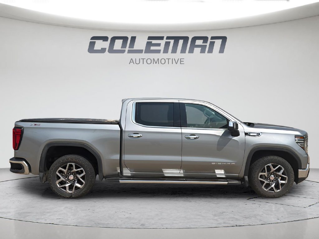 Used 2023 GMC Sierra 1500 SLT w/ SLT Premium Plus Package AWD/4WD image 15