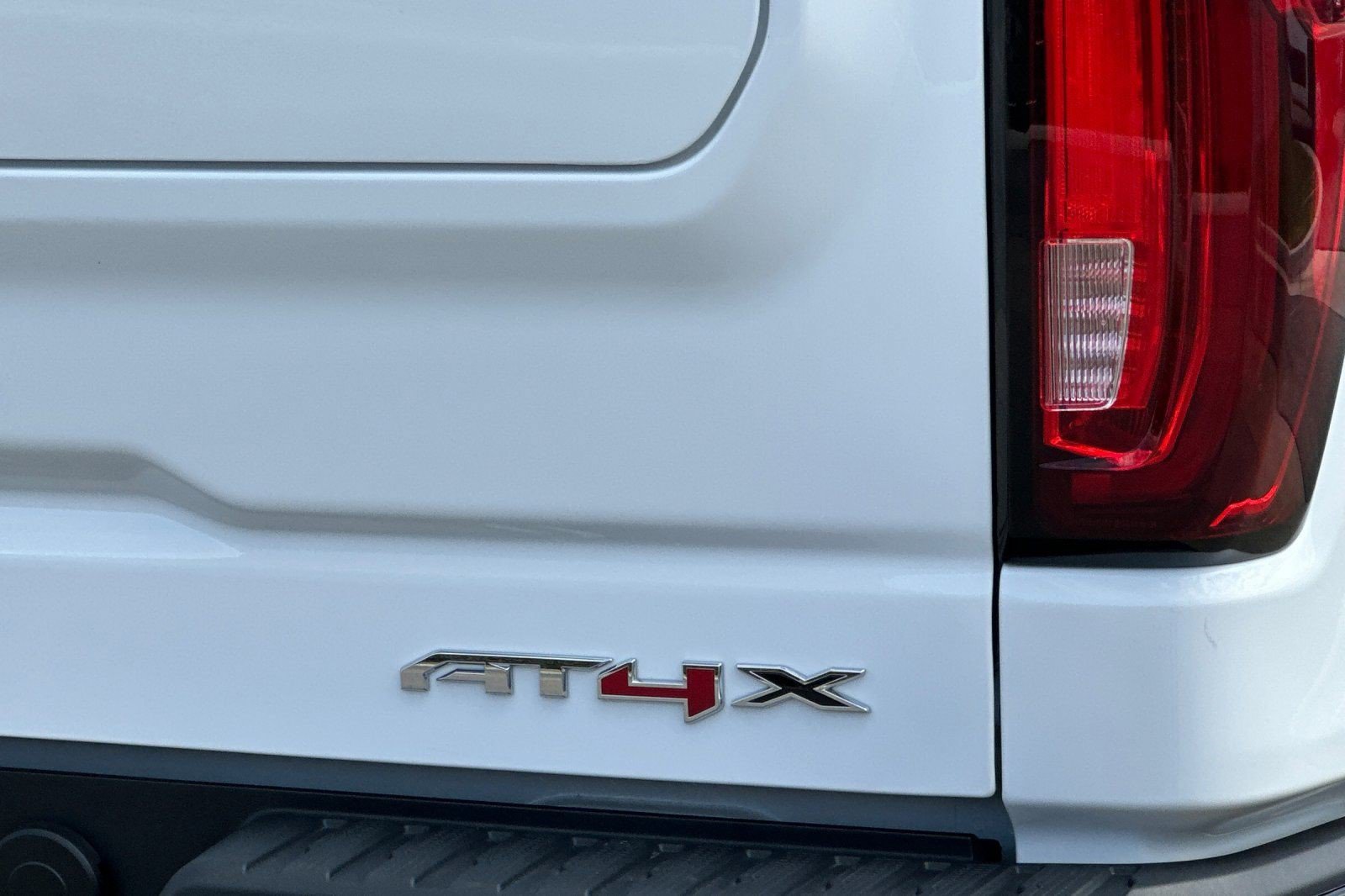 Certified 2026 GMC Sierra 1500 AT4X AWD/4WD image 23
