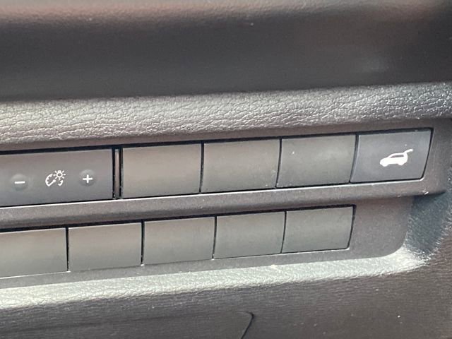 Used 2024 Mitsubishi Outlander SE image 15