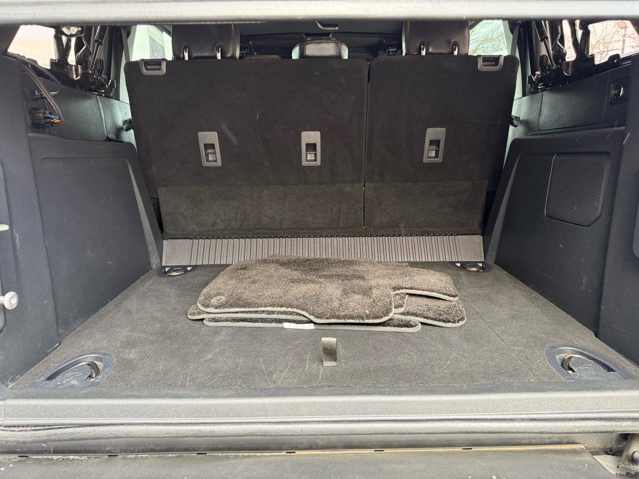 Used 2025 Ford Bronco Badlands image 13