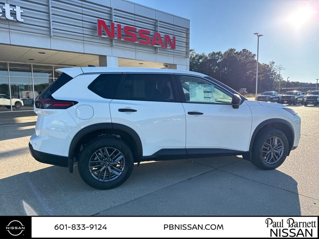New 2026 Nissan Rogue S image 3