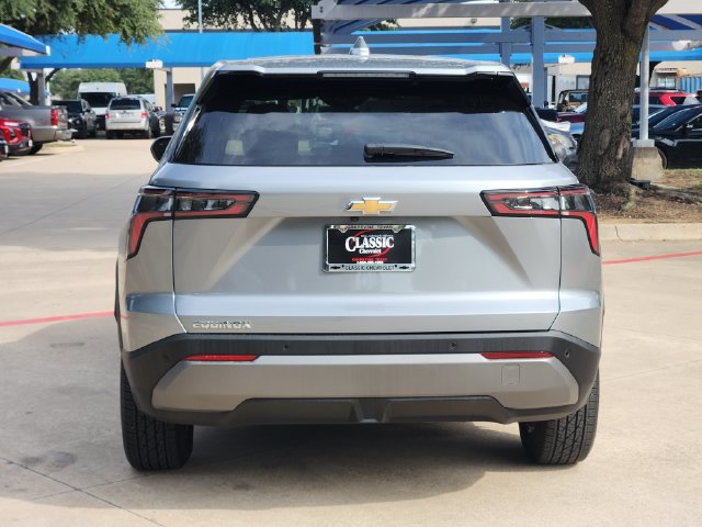 Used 2026 Chevrolet Equinox LT FWD image 12