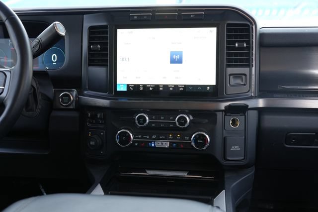 Used 2024 Ford F250 Lariat AWD/4WD image 23