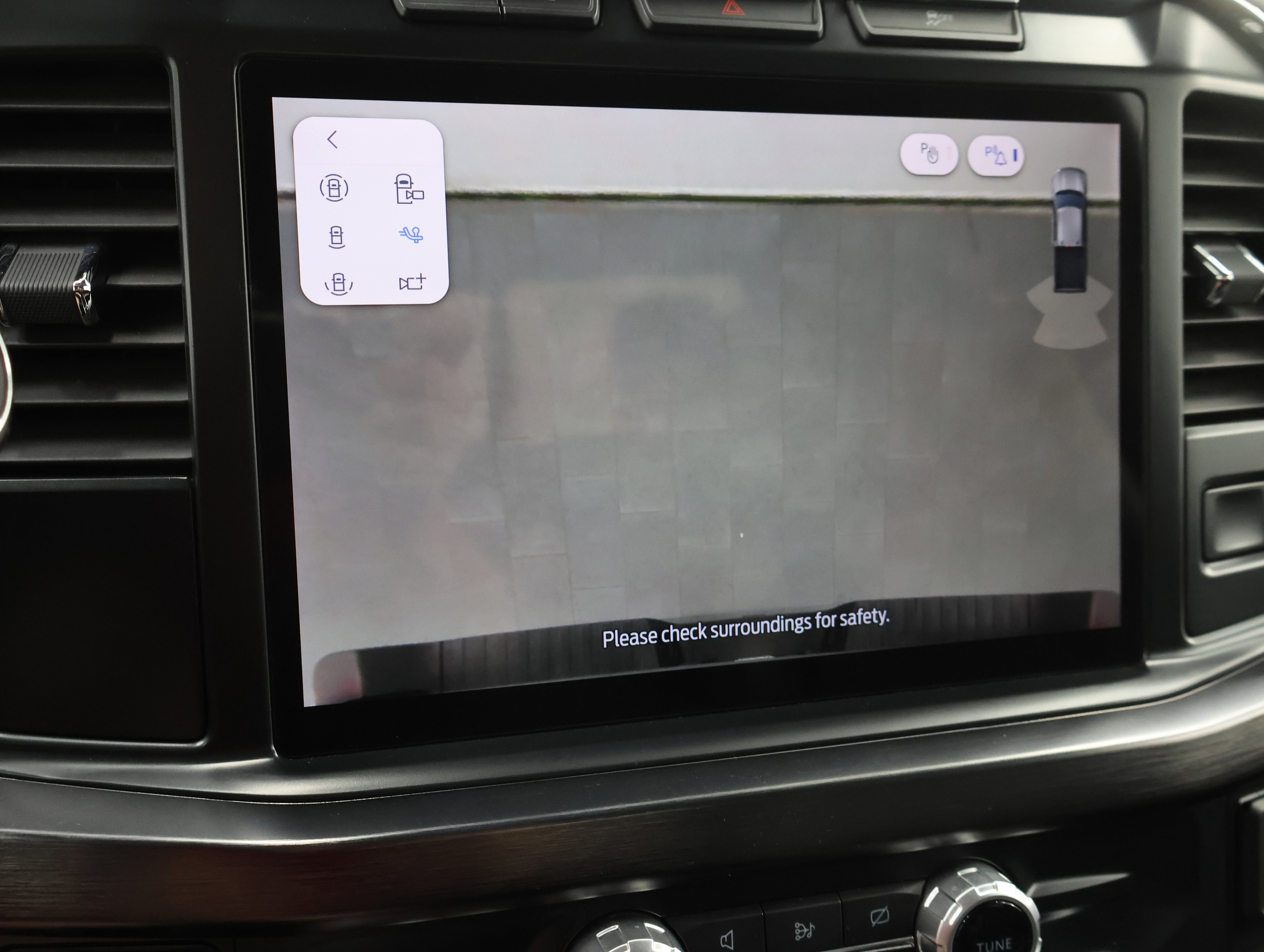 Used 2023 Ford F350 Lariat AWD/4WD image 20