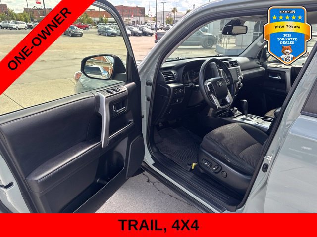 Used 2022 Toyota 4Runner Trail Special Edition AWD/4WD image 9