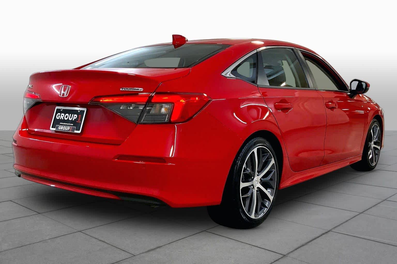 Used 2022 Honda Civic Touring image 12