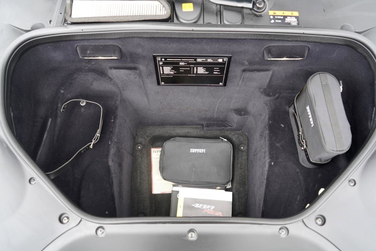 Used 2020 Ferrari 488 Pista Coupe image 47