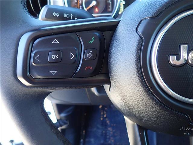 Used 2023 Jeep Wrangler Sport S image 13