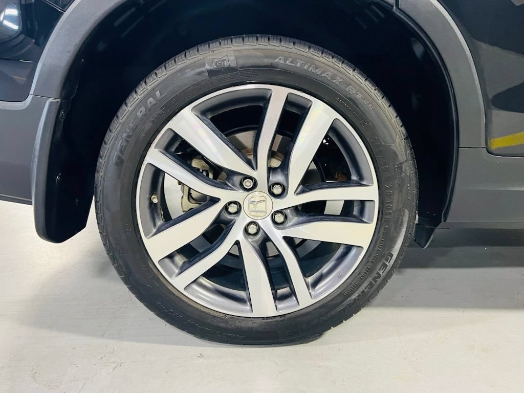 Used 2017 Honda Pilot Touring image 14