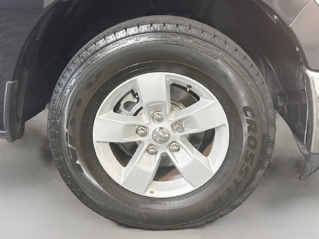 Used 2021 RAM 1500 Tradesman w/ Chrome Plus Package RWD image 30