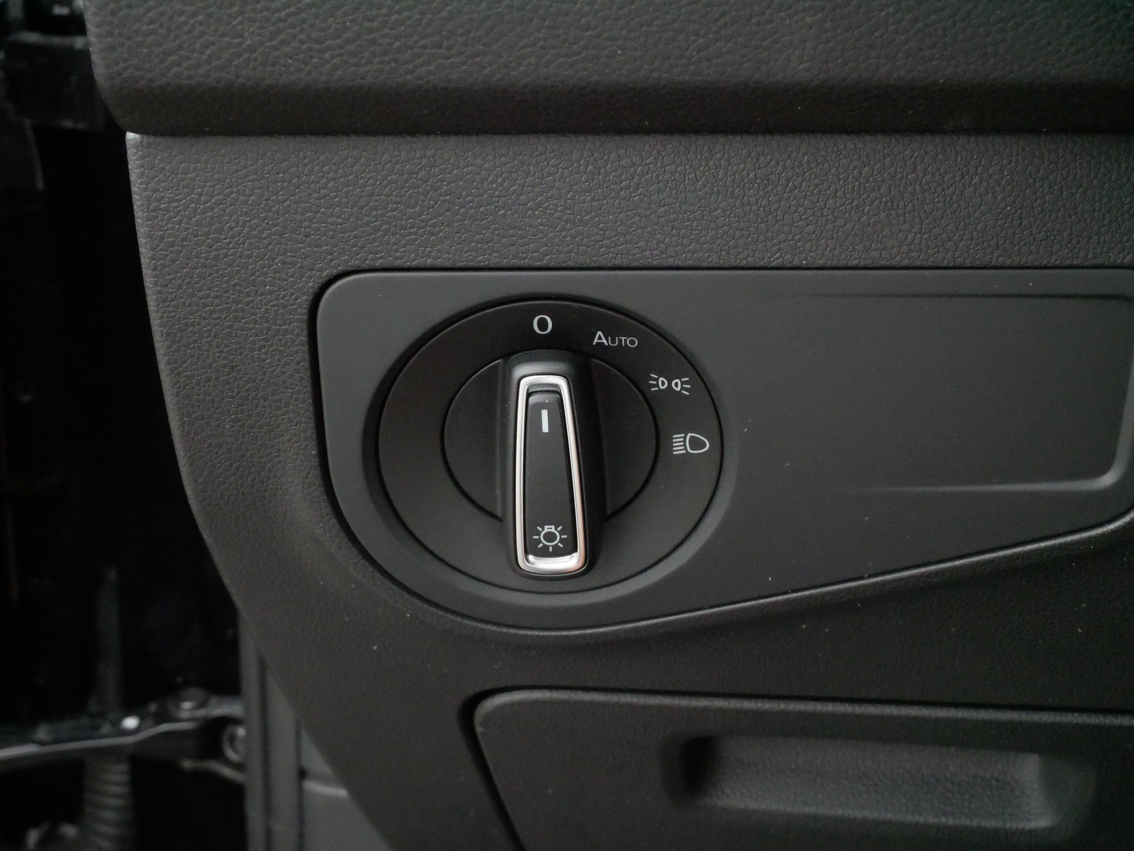 Certified 2023 Volkswagen Tiguan SE AWD/4WD image 26